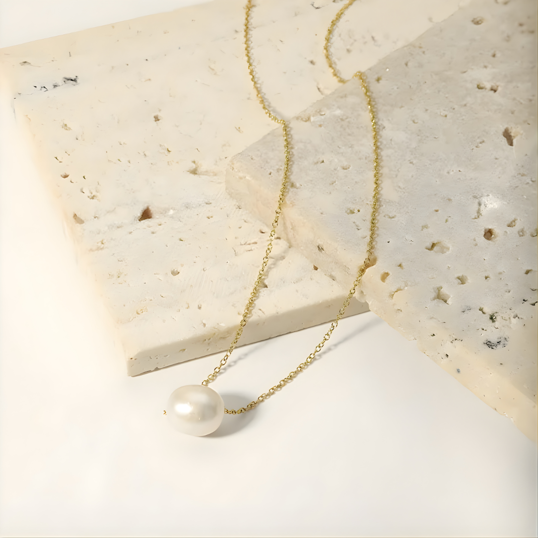 Minimalist Pearl Necklace
