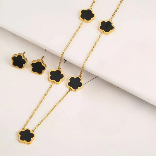 Gold Clover Jewelry Set