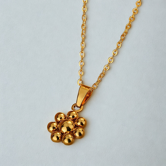 Ball Flower Necklace