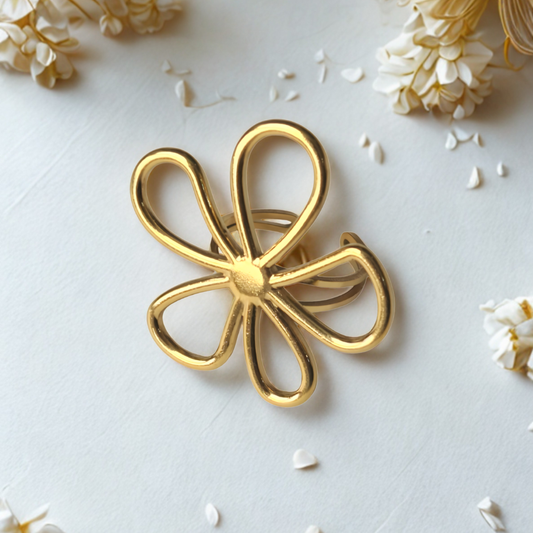 Daisy Loop Ring